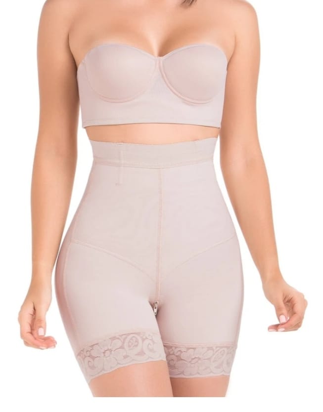 SHORT LEVANTA COLA Y CONTROL DE ABDOMEN